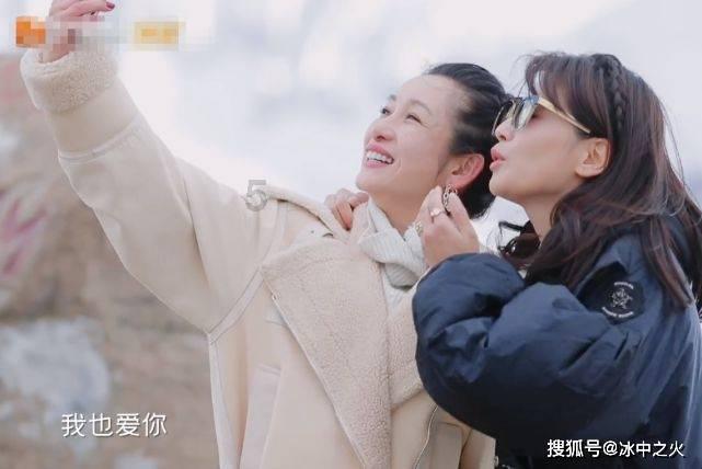 今晚我台重磅推出大型融媒体节目《潍有尚品：张勇和他的金砂陶艺》