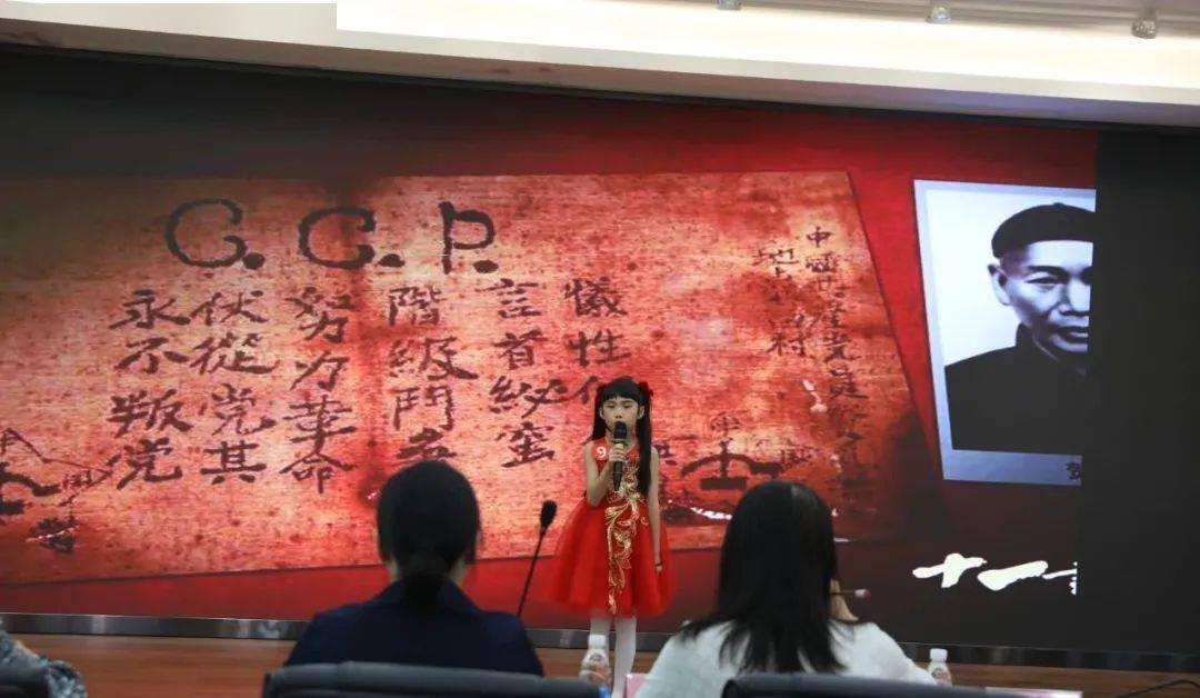 西安一小区私拆防火门被罚款！