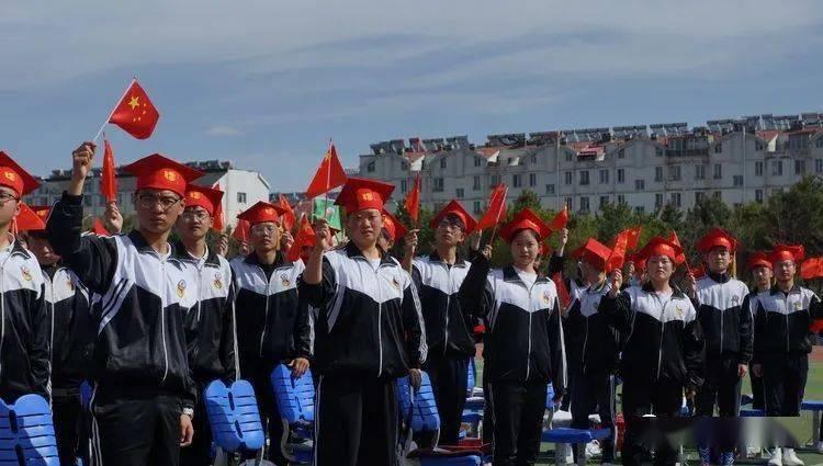 狮子男放不下一个女人的表现是什么？游戏画面