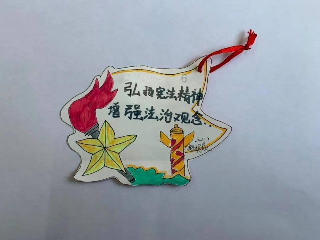 直角两个边长6.7米和2.4米求第三条边长游戏画面